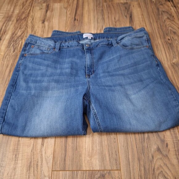 Molly and Isadora Straight Leg Jeans size 23 - Picture 2 of 5